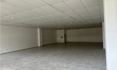 Venta de Local Comercial en Plaza Coronado
