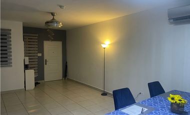 Alquiler de casa con AIRES en Brisas del Golf, Paseo del Norte