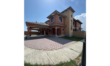 COSTA SUR / RESIDENCIAL EL DORAL / 392M2 / 4 HABITACIONES