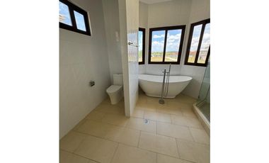 COSTA SUR / RESIDENCIAL EL DORAL / 392M2 / 4 HABITACIONES