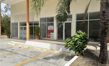 Venta de Local Comercial en Plaza Coronado