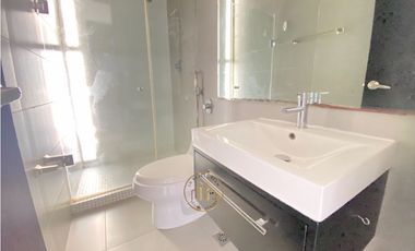 Venta de Apartamento en EL CARMEN en PH TRIO a pasos del Metro