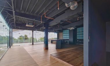 Alquiler de Locales Comerciales en Avenida Balboa en Moderna Plaza