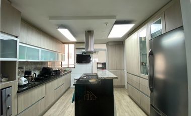 VENTA de APARTAMENTO en PH Courtyard - PUNTA PACIFICA