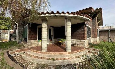 Casa con Departamento en venta en Quilmes Oeste