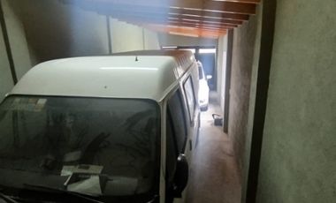 Casa con Departamento en venta en Quilmes Oeste