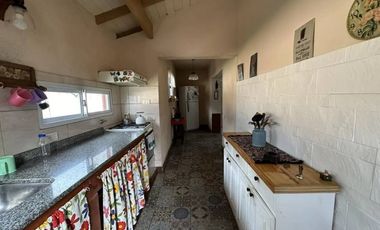 Casa con Departamento en venta en Quilmes Oeste