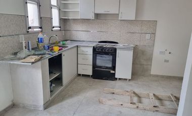 Departamento en venta en Ezpeleta Este
