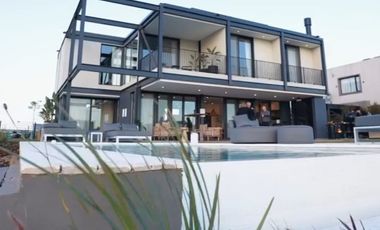 Venta Casa Vista a la Laguna Puertos Escobar