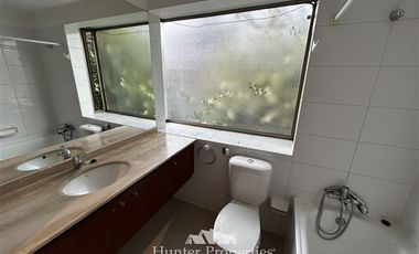 Casa en Venta en Avenida Las Perdices con los presidentes