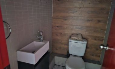 Local Comercial en Arriendo en Av. Vitacura/P. Riesco/Torre TITANIUM