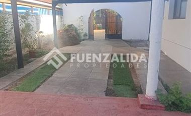 Casa en Arriendo en Monseñor Edwards