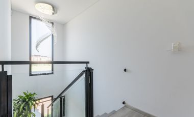 CASA 5 AMBIENTES EN VENTA LA PROVIDENCIA CANNING