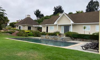 Casa en Arriendo en Condominio Cantagua