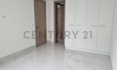 Venta Suite de Estreno en Edificio Torre Millenium