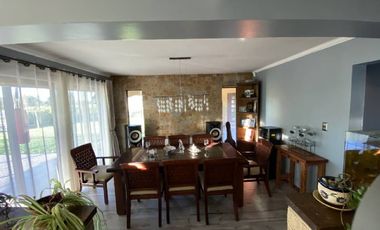 VENDE HERMOSA PARCELA CON CASA