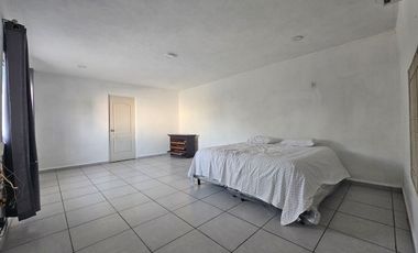 Casa en Venta sobre Avenida Principal – Ciudad Caucel