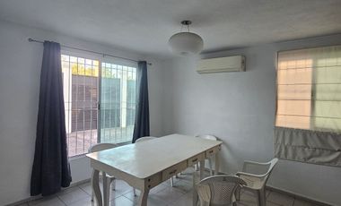 Casa en Venta sobre Avenida Principal – Ciudad Caucel