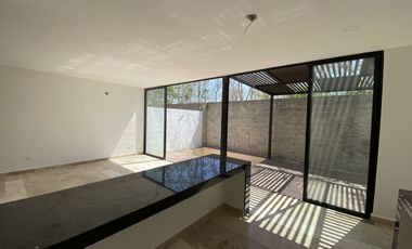 Casa en venta en Mérida, Colonia Altozano con 3 recámaras