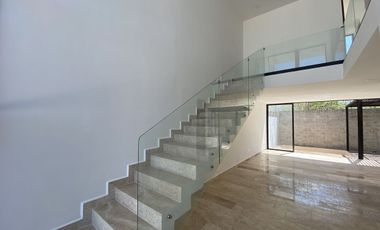 Casa en venta en Mérida, Colonia Altozano con 3 recámaras