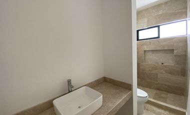 Casa en venta en Mérida, Colonia Altozano con 3 recámaras