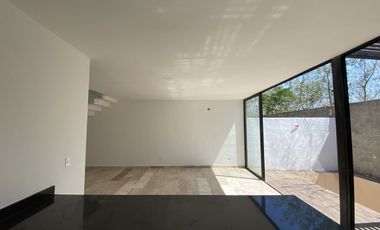 Casa en venta en Mérida, Colonia Altozano con 3 recámaras