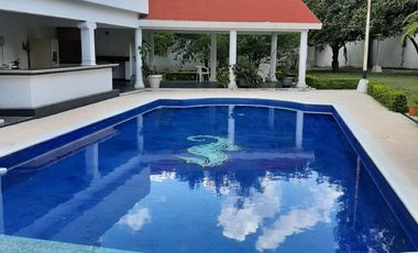 Ofrezco Quinta en Venta en Cadereyta Jimenez