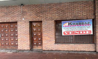 CASA EN VENTA 4 AMBIENTES Y GARAGE SAN CRISTOBAL OPORTUNIDAD