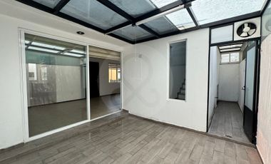 Quinta Mariana  Casa en condominio en venta en Santa María