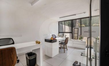 Edificio en venta en Hacienda de Echegaray