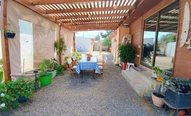 MAGNÍFICA CASA GRAN TERRENO MUY BIEN UBICADA