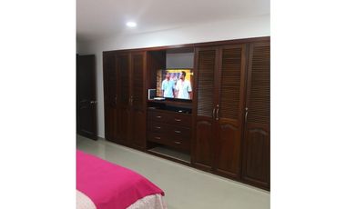 VENDO APARTAMENTO USO TURISTICO ED. TORRES DEL LAGO LAGUITO
