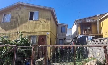 CASA EN VENTA 2 DORMITORIOS POB RINCONADA HUALQUI