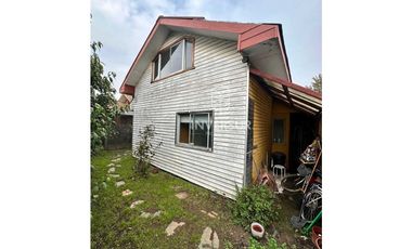 AMPLIA CASA EN BARRIO RESIDENCIAL VALDIVIA