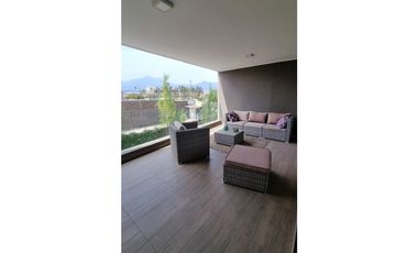 VENDE HERMOSO Y EXCLUSIVO DEPTO EN E. NATIVO QUILLOTA