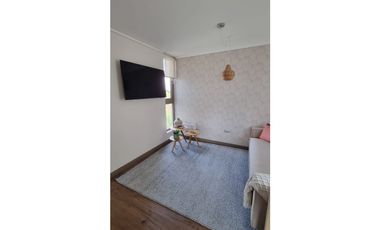 VENDE HERMOSO Y EXCLUSIVO DEPTO EN E. NATIVO QUILLOTA