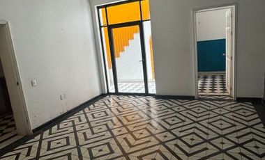 CASA EN RENTA EN LA COL AMERICANA