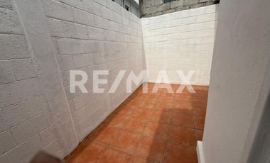 Casa en Renta Piramides El pueblito - (3)