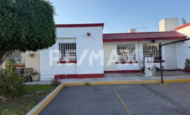 Casa en Renta Piramides El pueblito - (3)