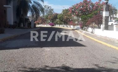 TERRENO EN VENTA EN FRACCIONAMIENTO PORTAL DE HIERRO SAN ANDRES HUAYAPAM - (3)