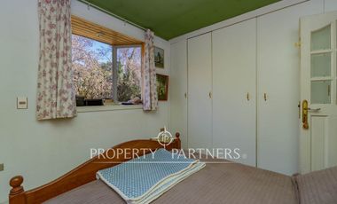 Arriendo incluye piscinero y jardinero.Parcela con casa en el mejor sector de nos terreno 5000 mts