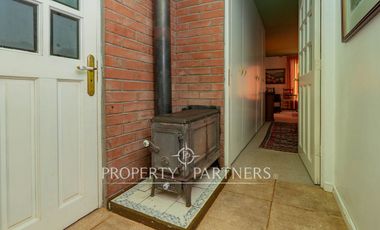 Arriendo incluye piscinero y jardinero.Parcela con casa en el mejor sector de nos terreno 5000 mts