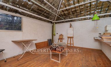 Arriendo incluye piscinero y jardinero.Parcela con casa en el mejor sector de nos terreno 5000 mts