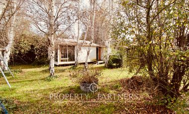 Arriendo incluye piscinero y jardinero.Parcela con casa en el mejor sector de nos terreno 5000 mts
