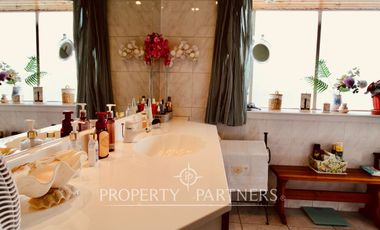 Arriendo incluye piscinero y jardinero.Parcela con casa en el mejor sector de nos terreno 5000 mts