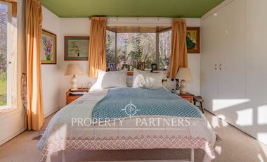 Arriendo incluye piscinero y jardinero.Parcela con casa en el mejor sector de nos terreno 5000 mts