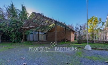 Arriendo incluye piscinero y jardinero.Parcela con casa en el mejor sector de nos terreno 5000 mts