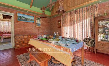 Arriendo incluye piscinero y jardinero.Parcela con casa en el mejor sector de nos terreno 5000 mts