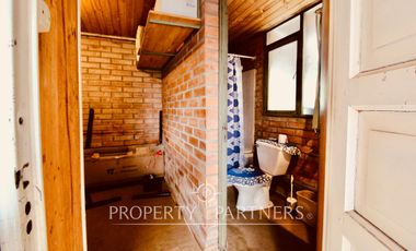 Arriendo incluye piscinero y jardinero.Parcela con casa en el mejor sector de nos terreno 5000 mts
