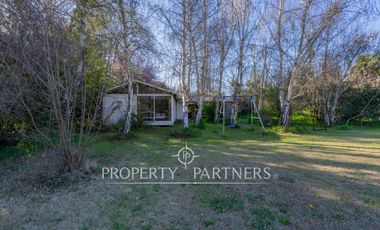 Arriendo incluye piscinero y jardinero.Parcela con casa en el mejor sector de nos terreno 5000 mts